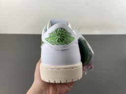 Nike Air Force 1 White and Green Lifestyle Sneakers 5