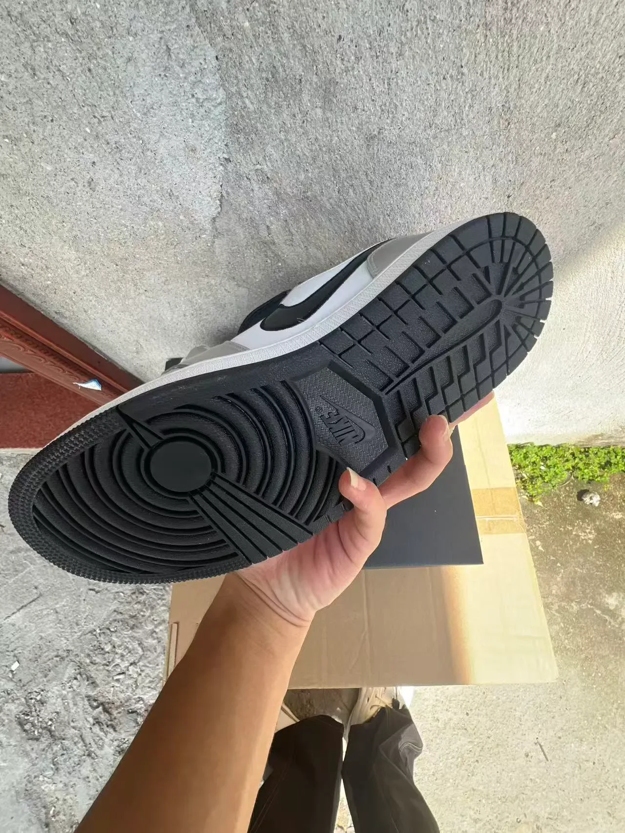 Nike Air Jordan 1 Low Prata Metálica Preto Tênis Lifestyle 6