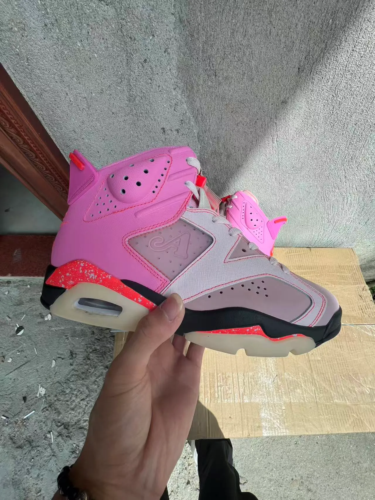 Nike Air Jordan 6 Pink Gray Orange Speckle Basketball Shoes 2