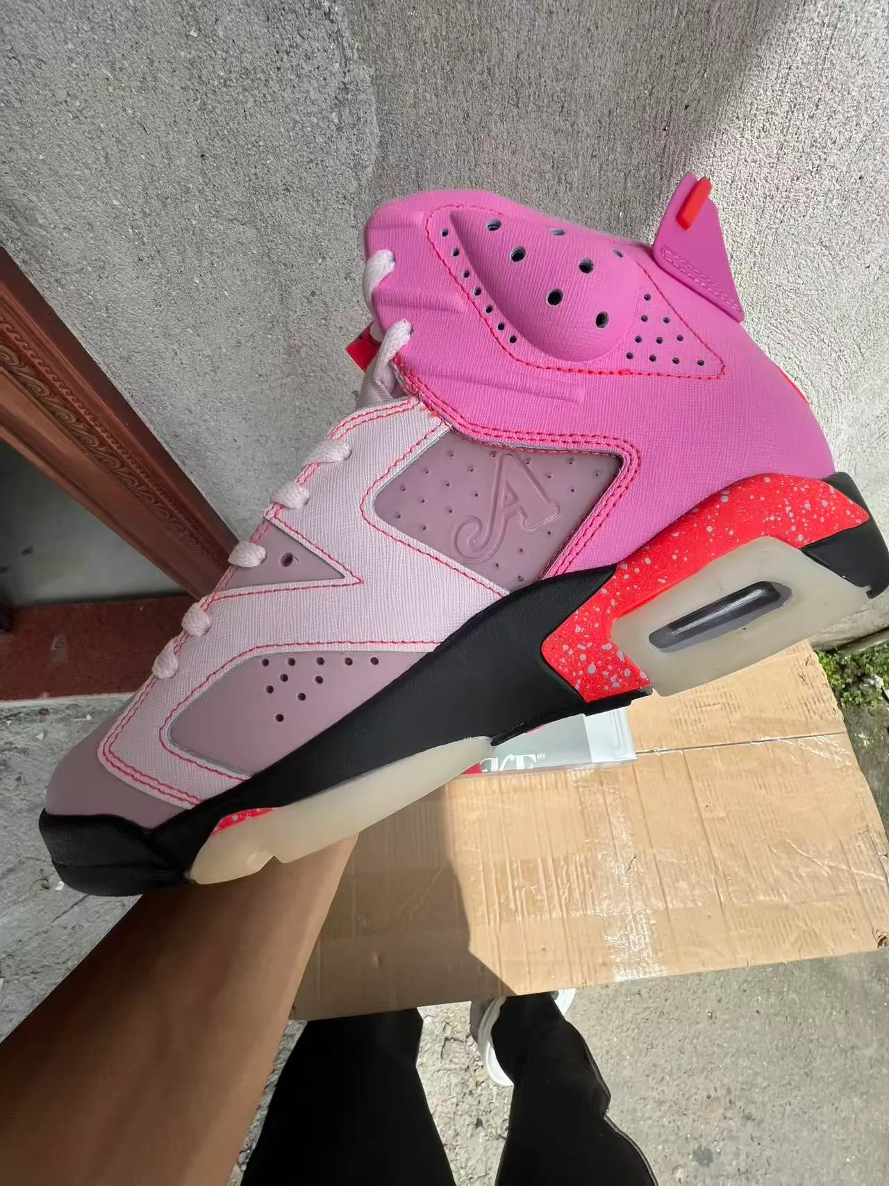 Nike Air Jordan 6 Pink Gray Orange Speckle Basketball Shoes 6