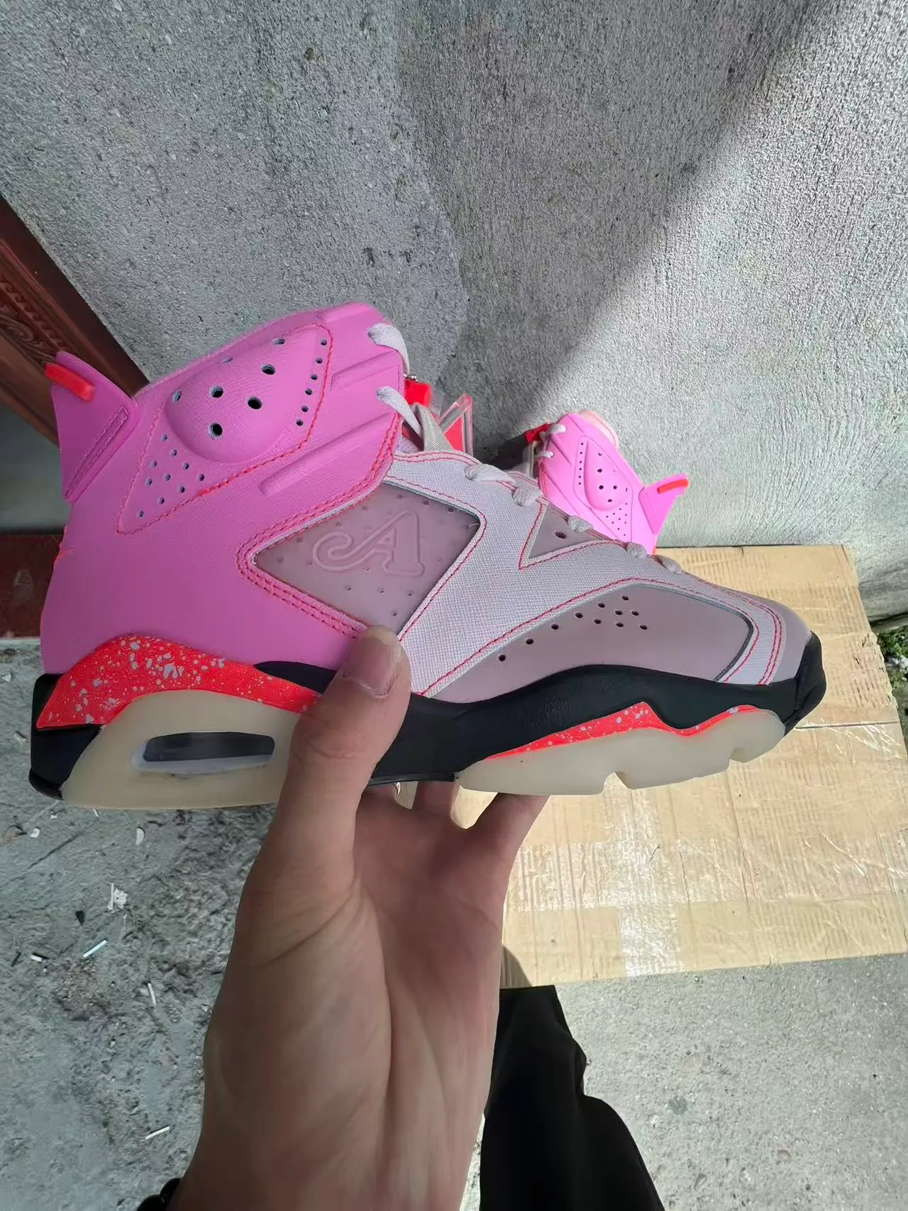 Nike Air Jordan 6 Pink Gray Orange Speckle Basketball Shoes 8
