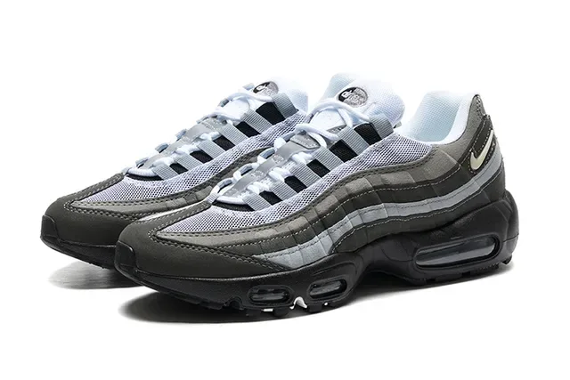 Nike Air Max 95 Noir Gris Or Lifestyle Sneakers 5