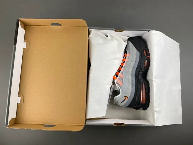 Nike Air Max 95 Gray Orange Lifestyle Sneakers 11