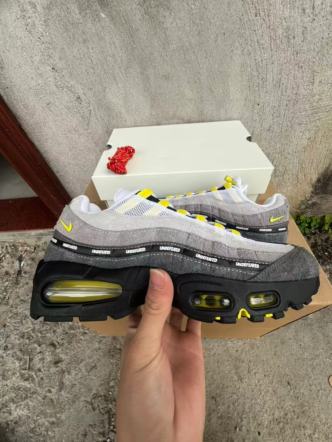 Nike Air Max 95 UNDEFEATED Gray Black Yellow Lifestyle Sneakers 7