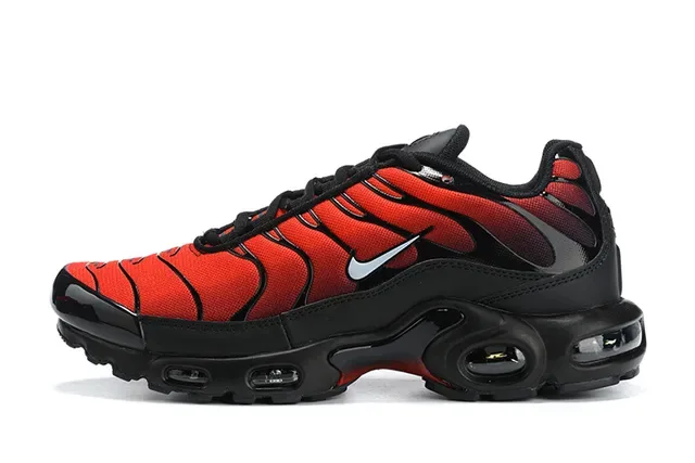 Nike Air Max Plus Blue and Black Lifestyle Sneakers 3