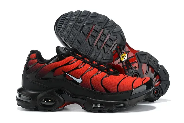 Nike Air Max Plus Blue and Black Lifestyle Sneakers 4