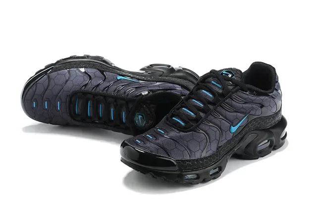 Nike Air Max Plus Blue and Black Lifestyle Sneakers 11