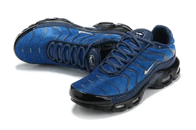 Nike Air Max Plus Blue and Black Lifestyle Sneakers 16