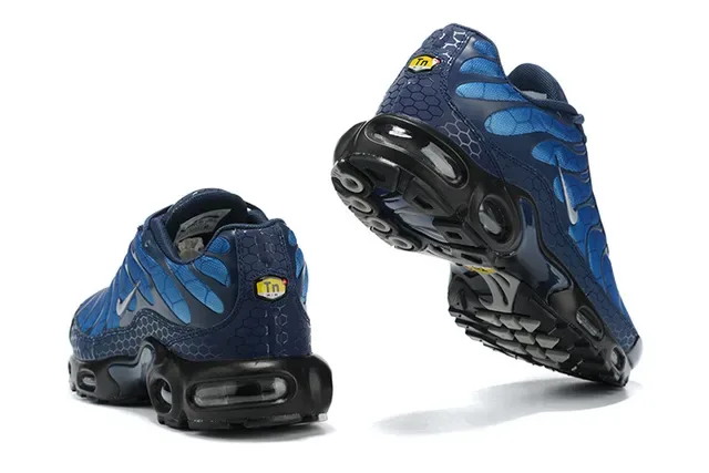 Nike Air Max Plus Blue and Black Lifestyle Sneakers 18