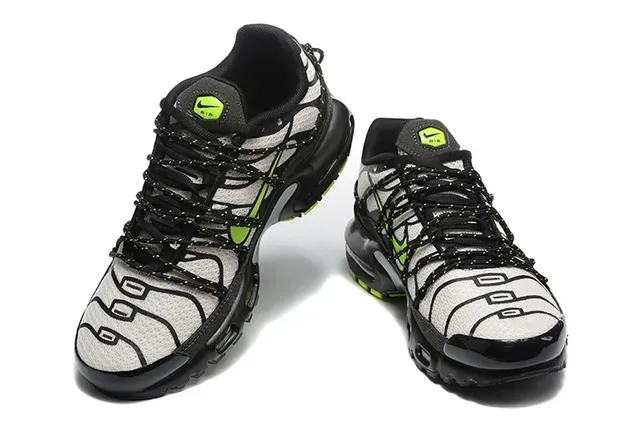 Nike Air Max Plus Brown Black Blue Lifestyle Sneakers 9
