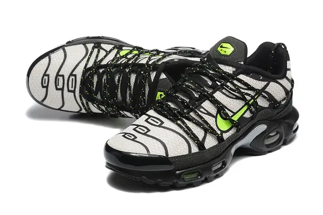 Nike Air Max Plus Brown Black Blue Lifestyle Sneakers 11