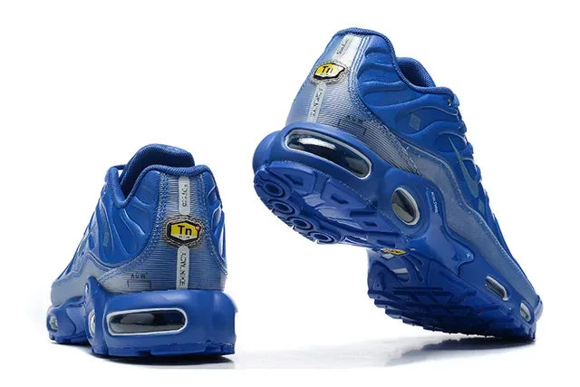 Nike Air Max Plus Monochromatic Blue Lifestyle Sneakers 20