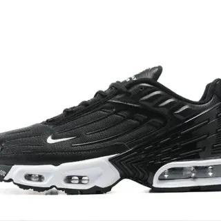 Nike Air Max Plus Tuned কালো সাদা লাইফস্টাইল স্নিকার