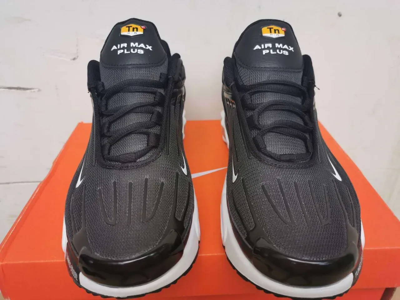 Nike Air Max Plus Tuned Black White Lifestyle Sneakers 7