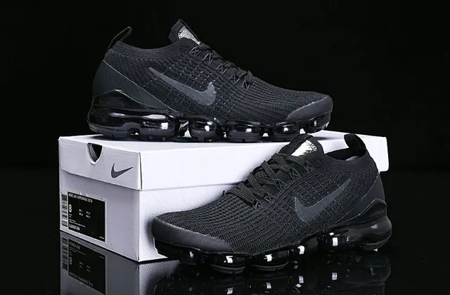 Nike Air VaporMax zapatillas de running de punto negro 2