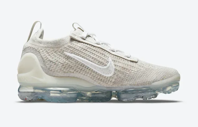 Nike Air VaporMax Plus Beige Knit Lifestyle Sneakers 5