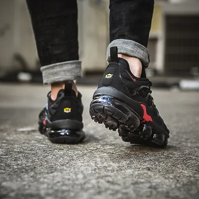 Nike Air VaporMax Plus Black Red Lifestyle Sneakers 3