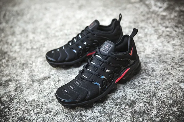 Nike Air VaporMax Plus Black Red Lifestyle Sneakers 15