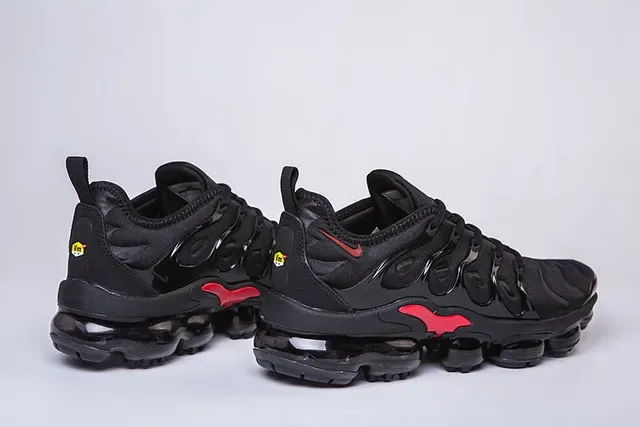Nike Air VaporMax Plus Black Red Lifestyle Sneakers 20