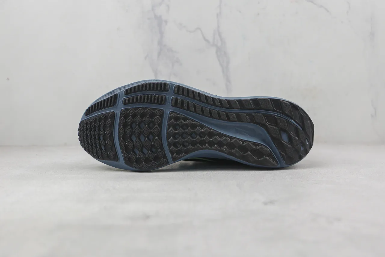 Nike Air Zoom Pegasus Chaussures de course Noir Vert Mesh respirant Upper Layered Color-Blocked Midsole 8