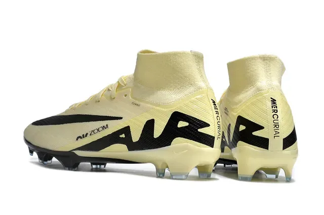 Nike Bege e Preto Flyknit High-Cut Collar Firm-Ground Chuteira de futebol 4