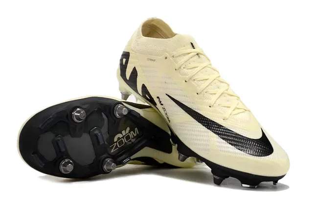 Nike Beige Noir Flyknit Graphique Onde Chaussures de Football Firm-Ground 4