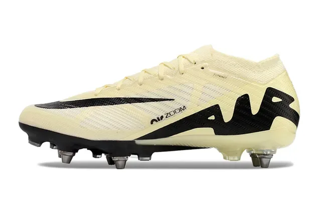 Nike Beige Noir Flyknit Graphique Onde Chaussures de Football Firm-Ground 8