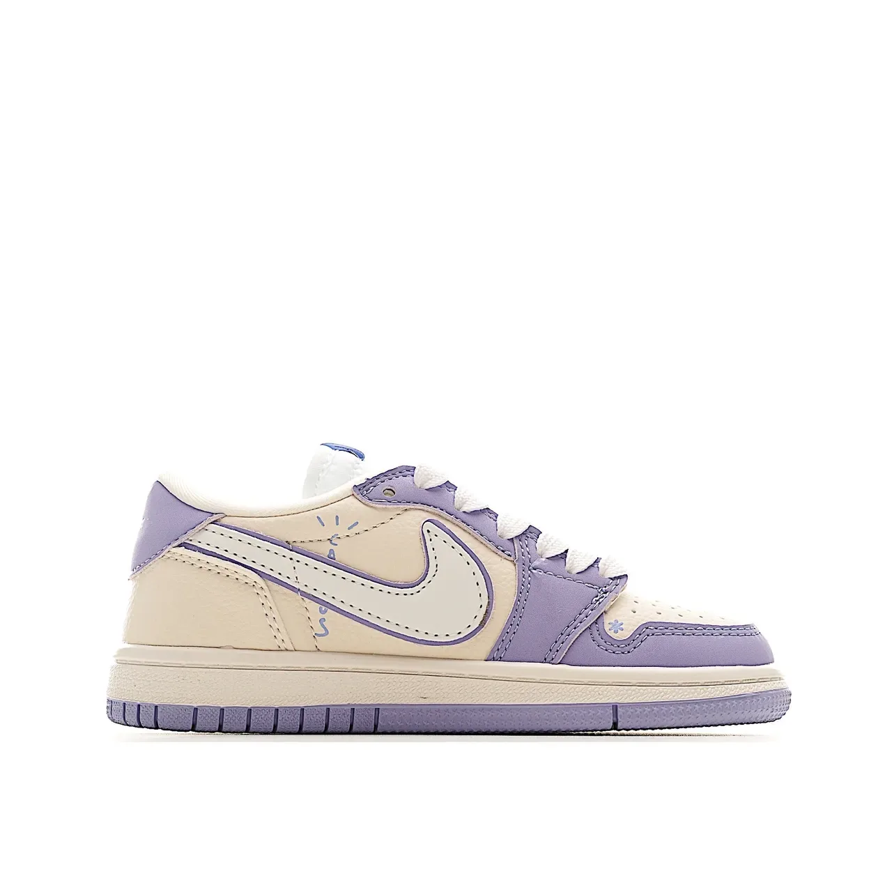 Nike Beige Black Low-Top Padded Collar Lifestyle Sneakers 18
