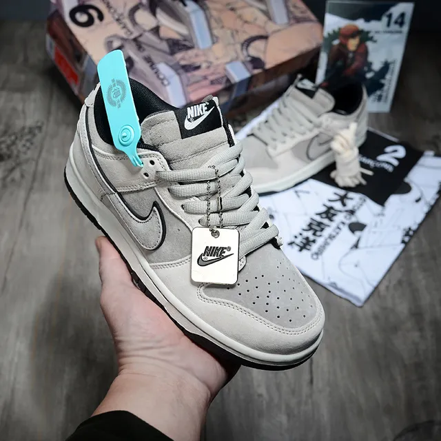 Nike Beige Noir Low-Top Daim Supérieur Chaussures de Skateboard 2