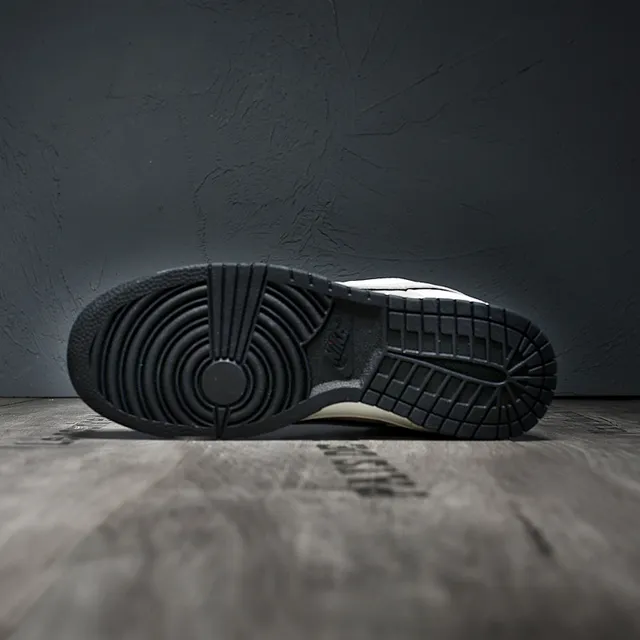Nike Beige Noir Low-Top Daim Supérieur Chaussures de Skateboard 5