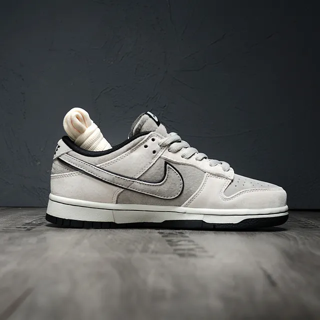 Nike Beige Noir Low-Top Daim Supérieur Chaussures de Skateboard 6