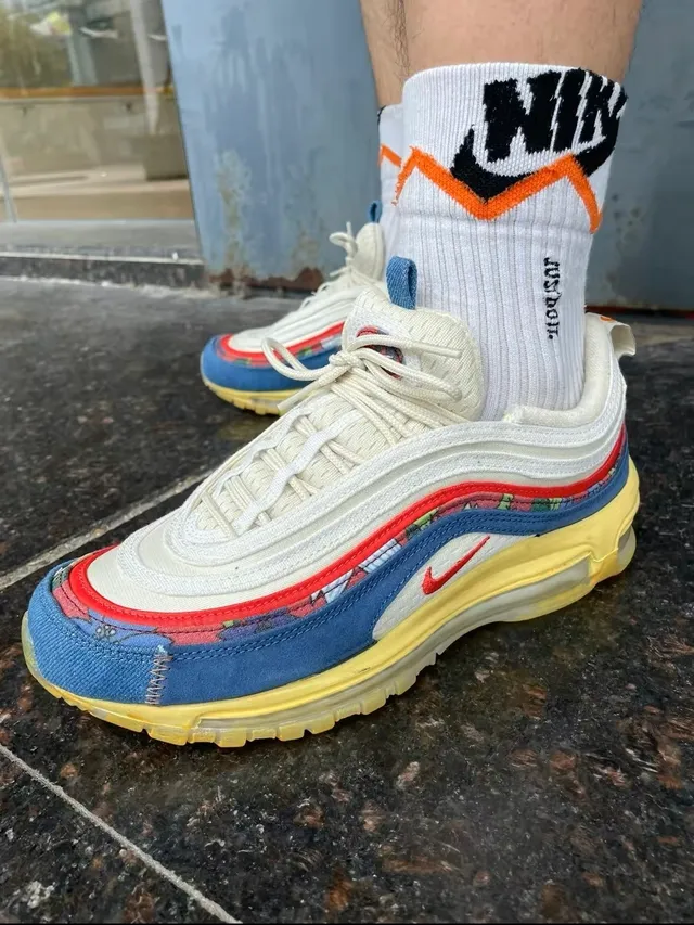Nike Beige Blue Layered Wave-Pattern Upper Visible Air Unit Lifestyle Sneakers 4