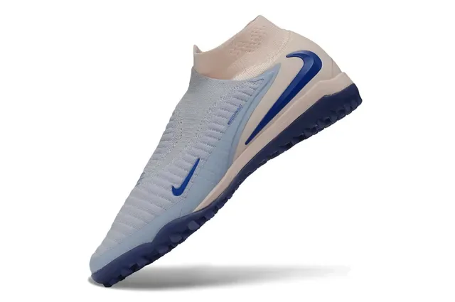 Nike Beige Bleu Sock-Fit Flyknit Upper Low-Profile Outsole Turf Chaussures de football 3