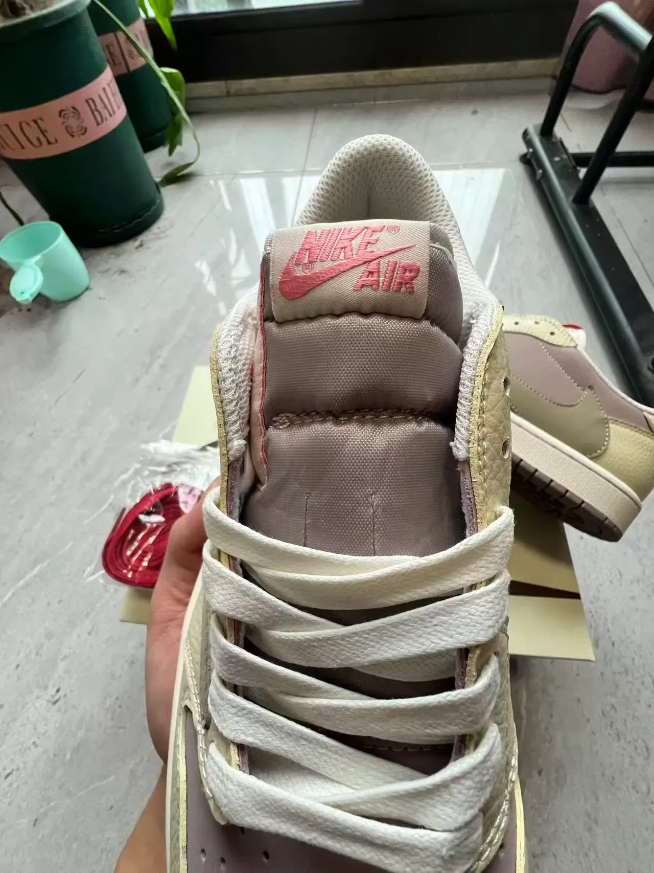 Nike Beige Brown Low-Top Layered Leather Lifestyle Sneakers 4