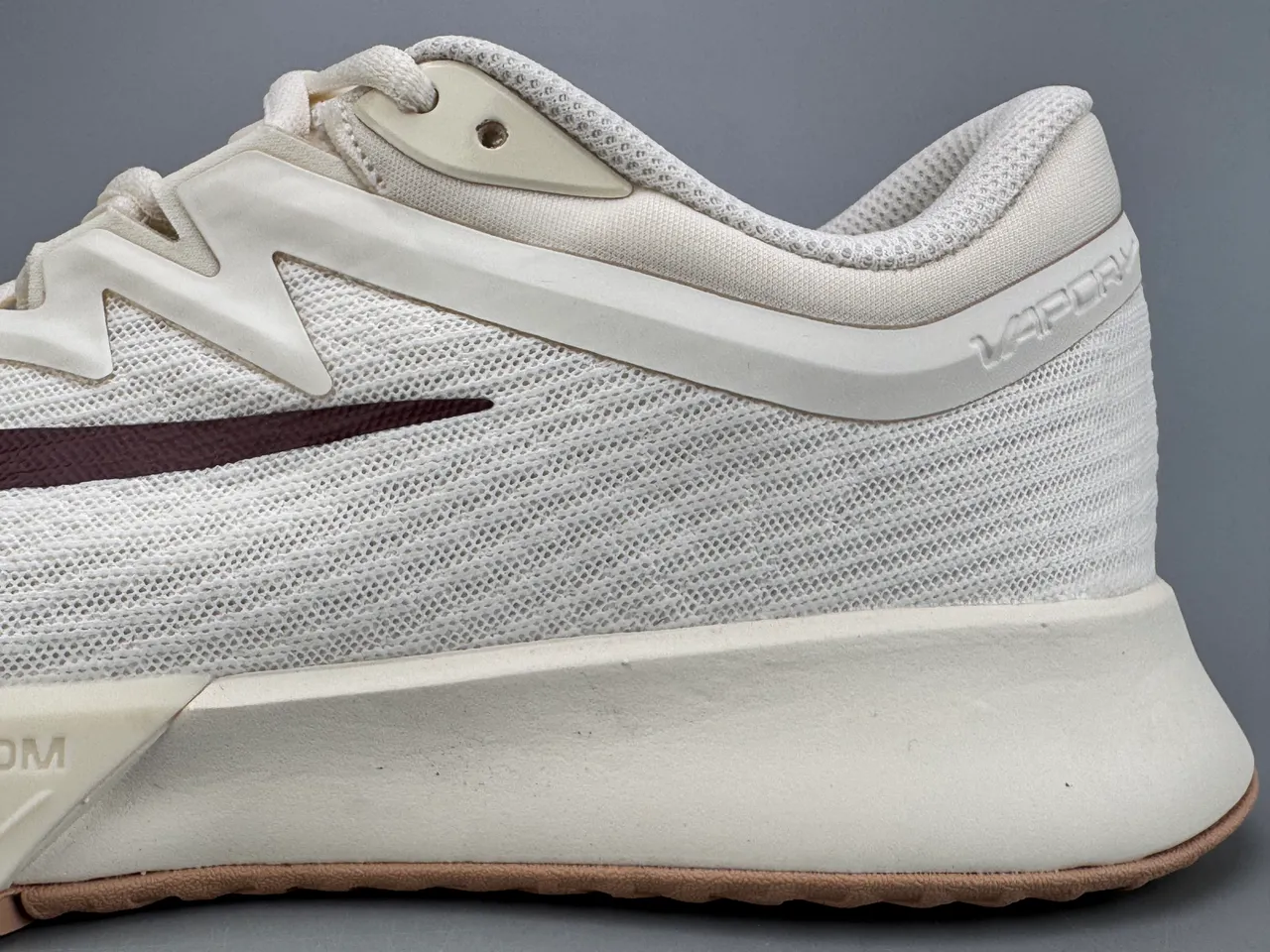 Nike Beige Burgundy Mesh Upper Synthetic Cage Overlay Lifestyle Sneakers 5