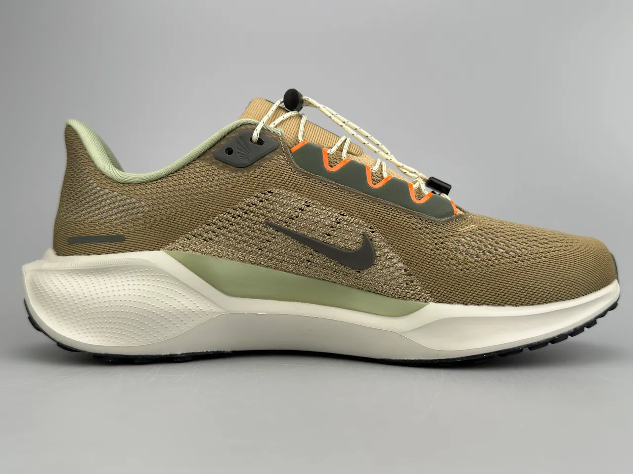 Nike Beige Orange Engineered Mesh Upper Dual-Density Midsole Running Shoes 10