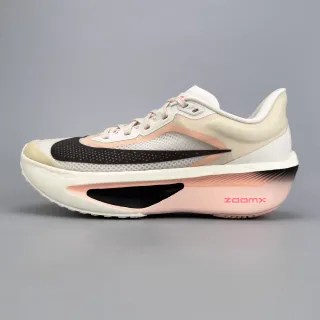Nike Beige Rose Haut en Maille Ingénierie Sculptée ZoomX Semelle Intermédiaire Chaussures de Running