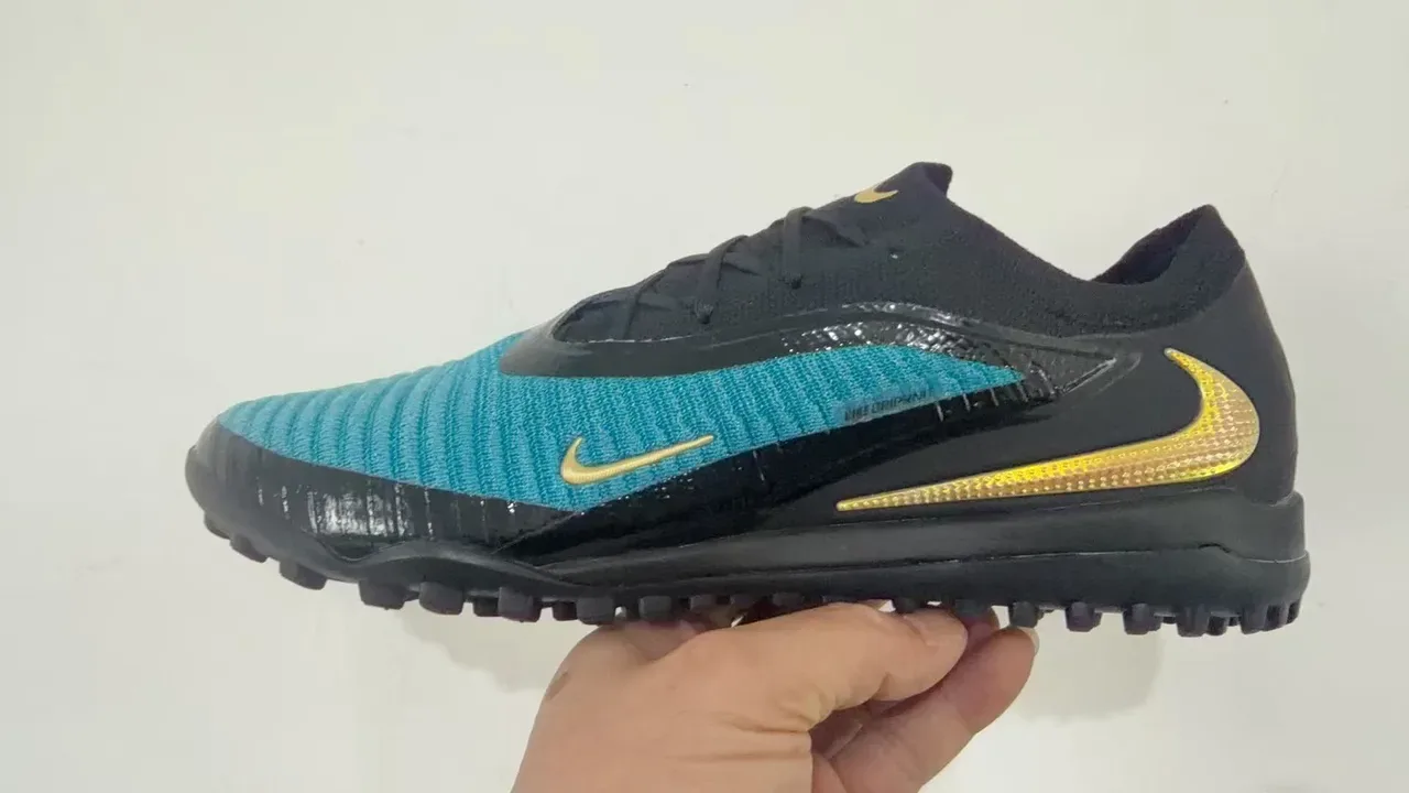 Nike Noir Bleu Bas Haut Tricoté Panneau Avant Côtelé Chaussures de Football Turf 2