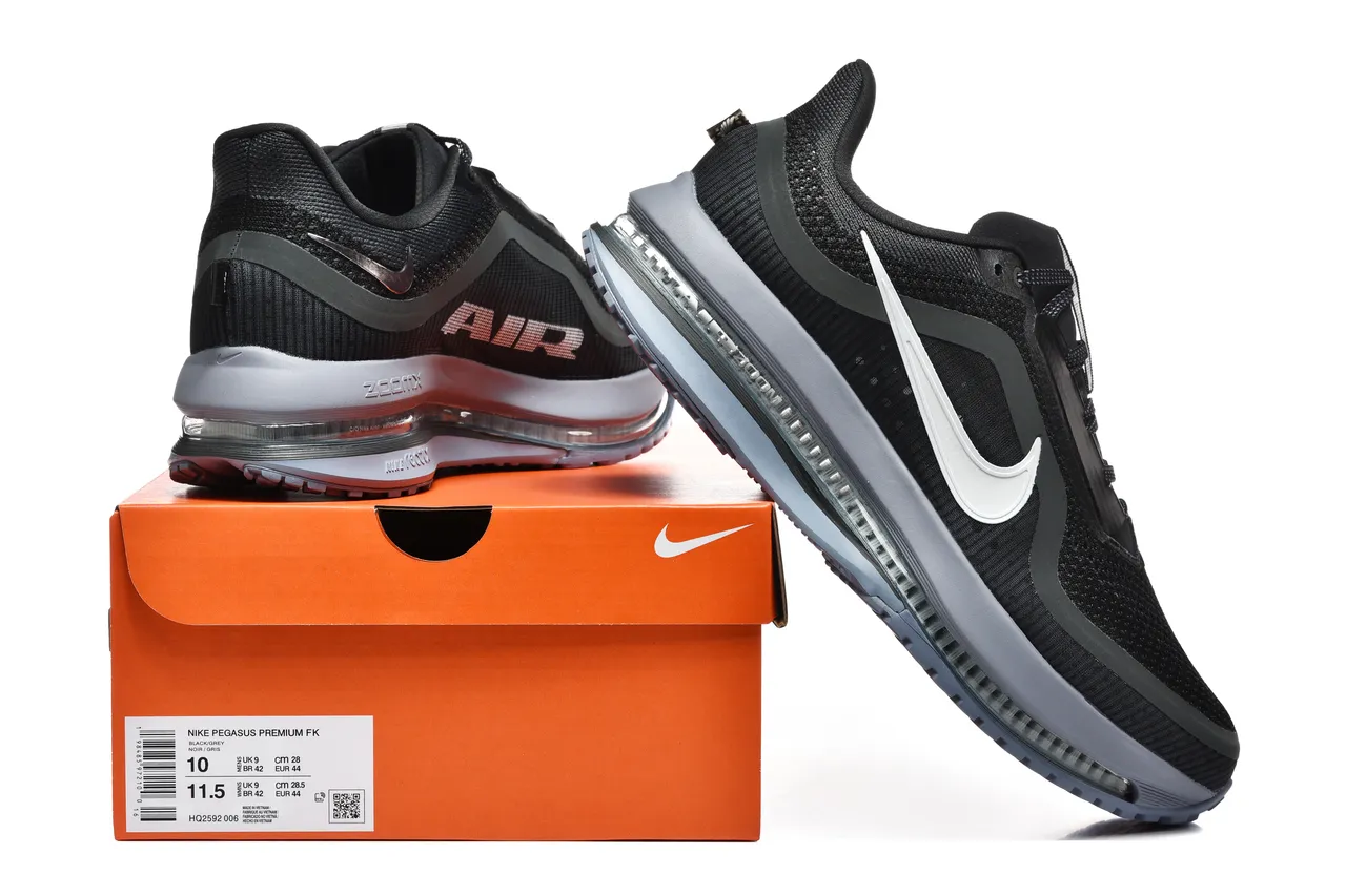 Nike Chaussures de course avec upper de knit noir gris, full-length visible Air Unit 8