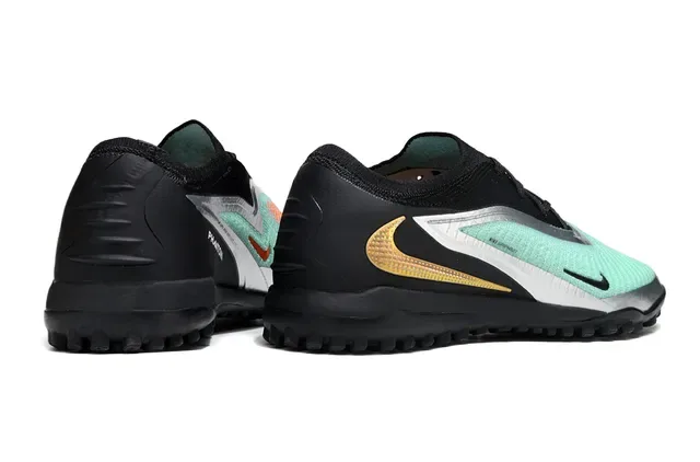 Nike Tênis de futebol turf preto e verde com upper de knit e cordões assimétricos 5