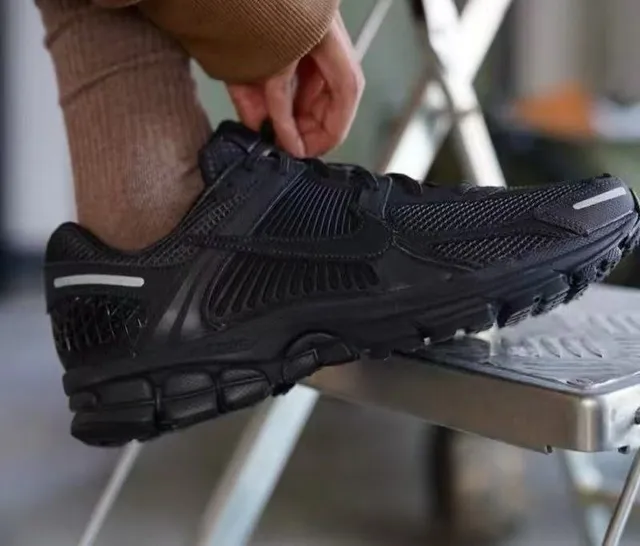 Nike Black Mesh and Synthetic Running Shoes 5