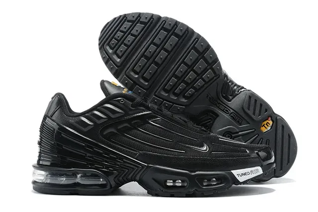 Nike Chaussures Lifestyle Noires Monochromatiques en Matériau Synthétique Cage à Couches 3