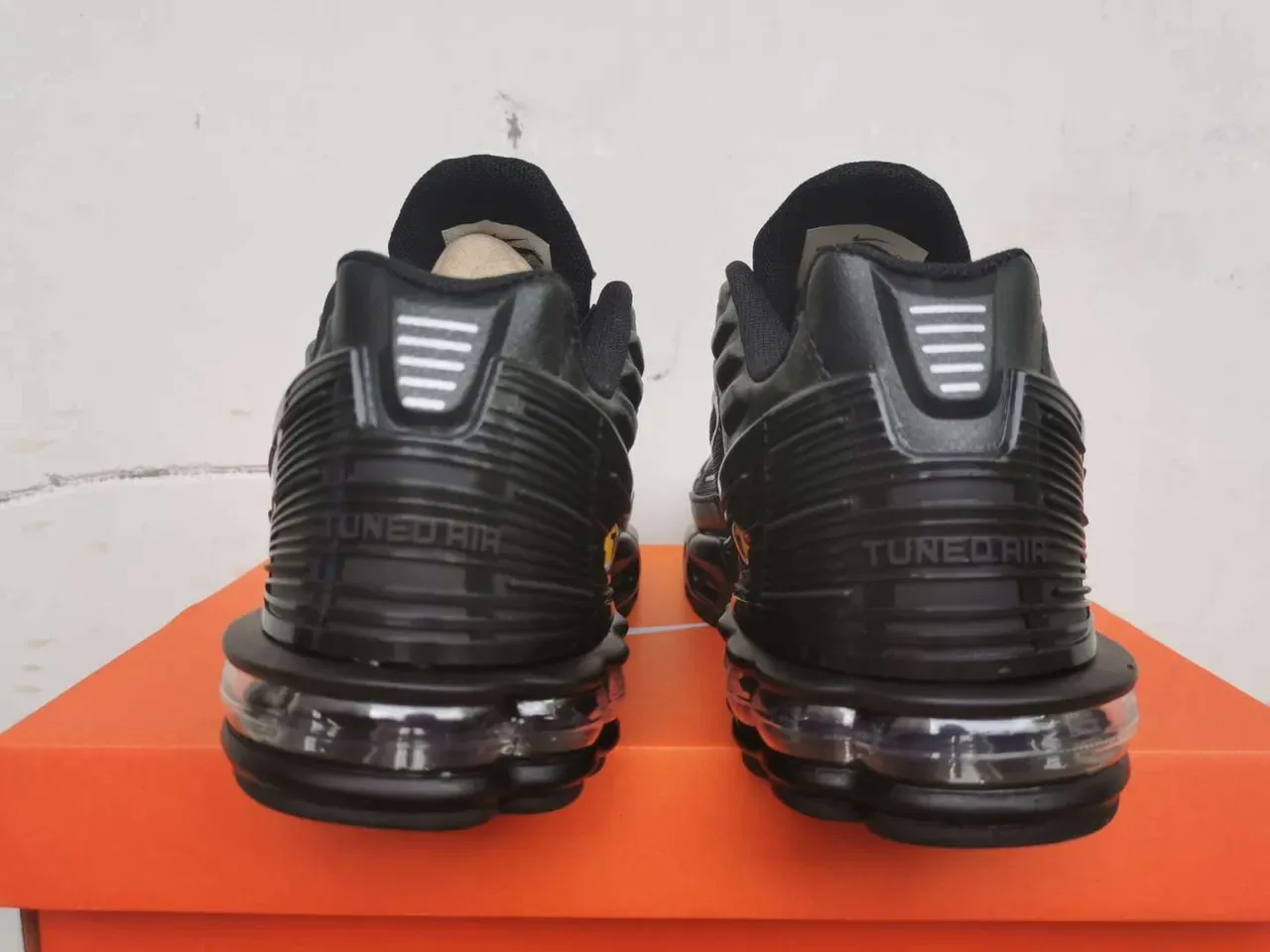 Nike Chaussures Lifestyle Noires Monochromatiques en Matériau Synthétique Cage à Couches 9