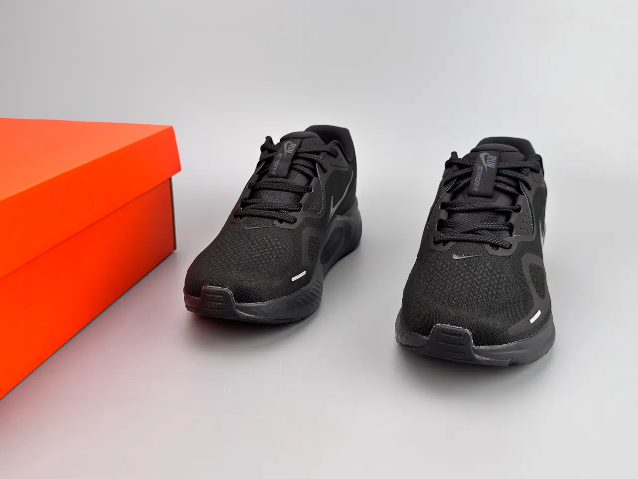 Nike Black Monochromatic Mesh Running Shoes 3