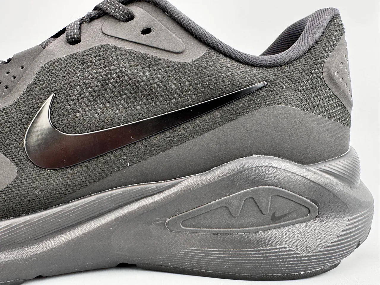 Nike Black Monochromatic Mesh Running Shoes 7