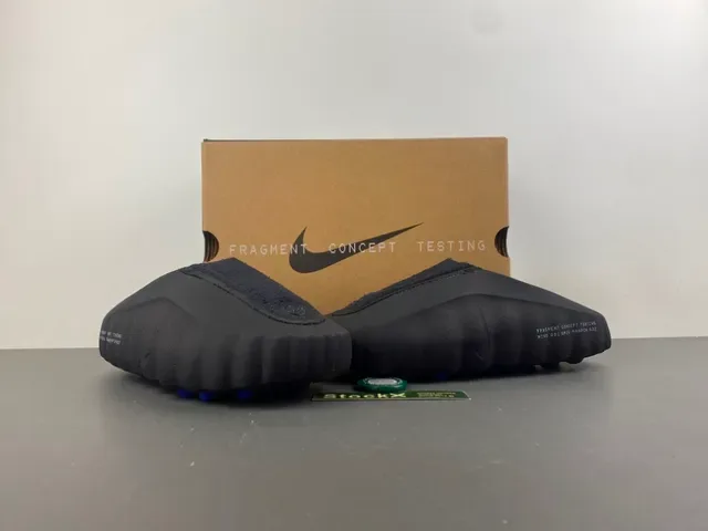 Nike Black Navy Molded Foam Sole Textile Strap Slippers 11