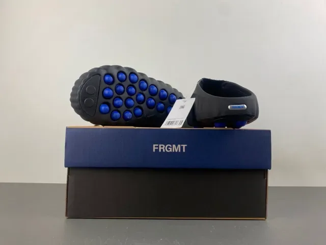 Nike Black Navy Molded Foam Sole Textile Strap Slippers 14