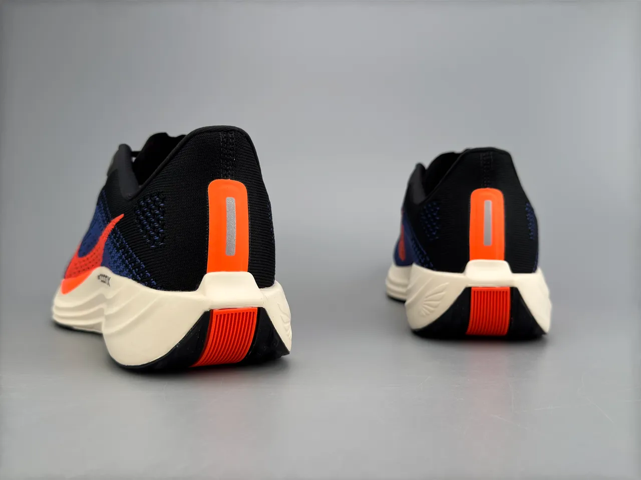 Nike Black Orange Engineered Knit Upper Full-Length ZoomX Foam Running Shoes 6