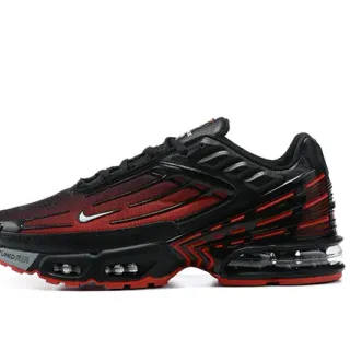 Nike Black Red Layered TPU Cage Gradient Mesh Upper Lifestyle Sneakers