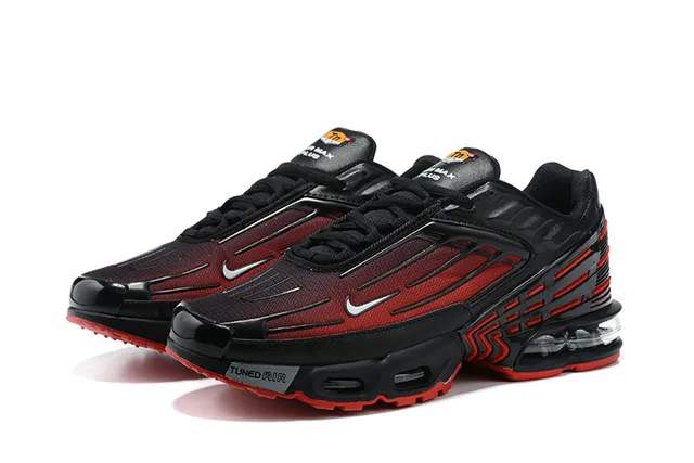 Nike Black Red Layered TPU Cage Gradient Mesh Upper Lifestyle Sneakers 3